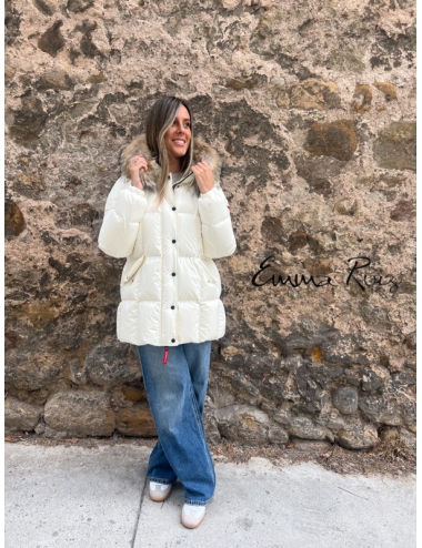 Parka Mujer “Carmen” Crudo...